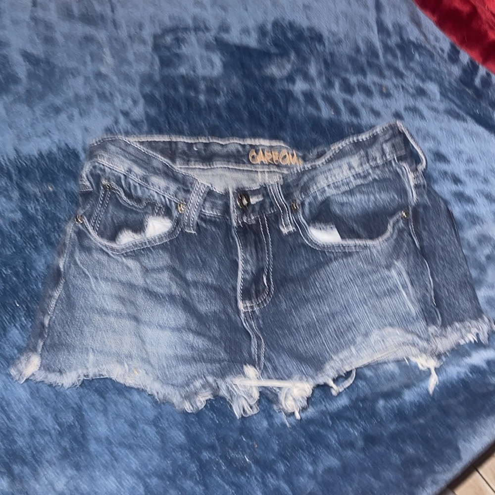 Short - Picture 2 of 3